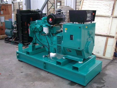 邻水200kw康明斯柴油发电机组图片 邻水200kw康明斯柴油发电机组图片